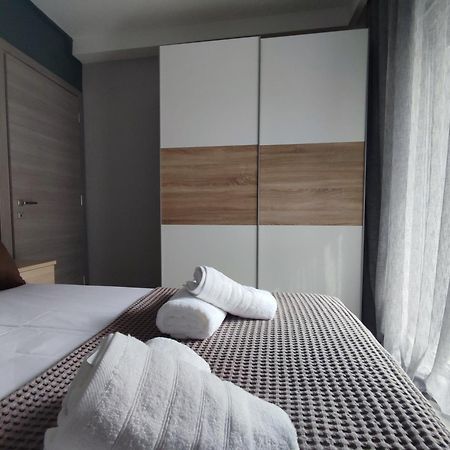 Domi Luxury Lägenhet Kavala Exteriör bild