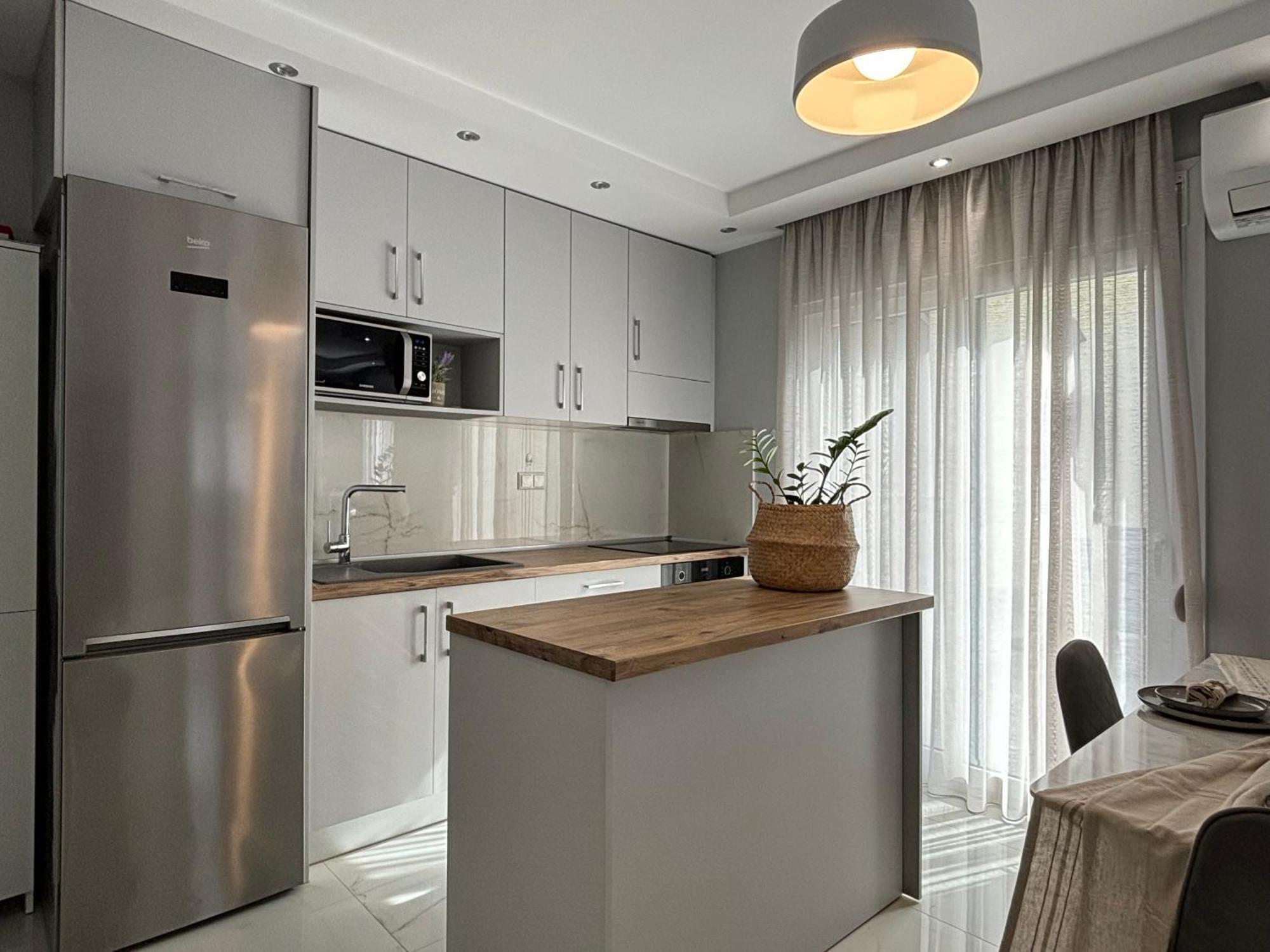 Domi Luxury Lägenhet Kavala Exteriör bild