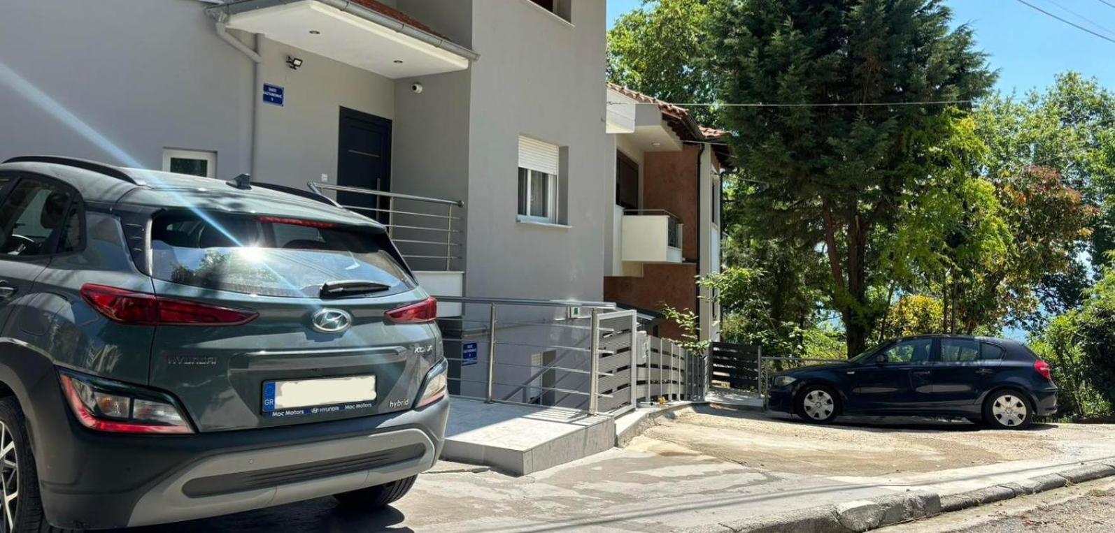 Domi Luxury Lägenhet Kavala Exteriör bild